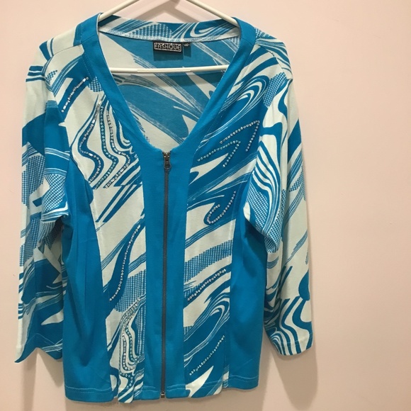 Turquoise and white jacket - Picture 1 of 5